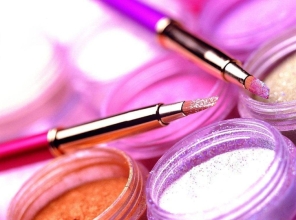 印度到上?；瘖y品原料進口報關資料代理案例